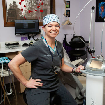 Dr. Jennifer - Brire White Dental